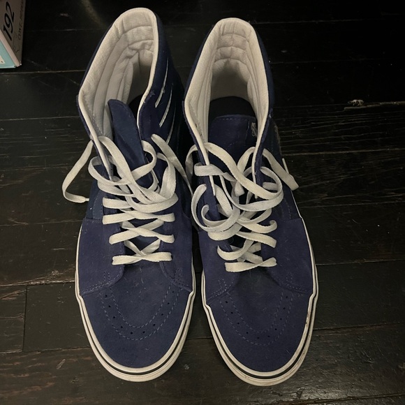 Men’s size 11 vans hardly worn - Picture 2 of 4